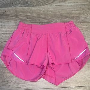 Hotty Hot Low-Rise Limed Short 2.5”